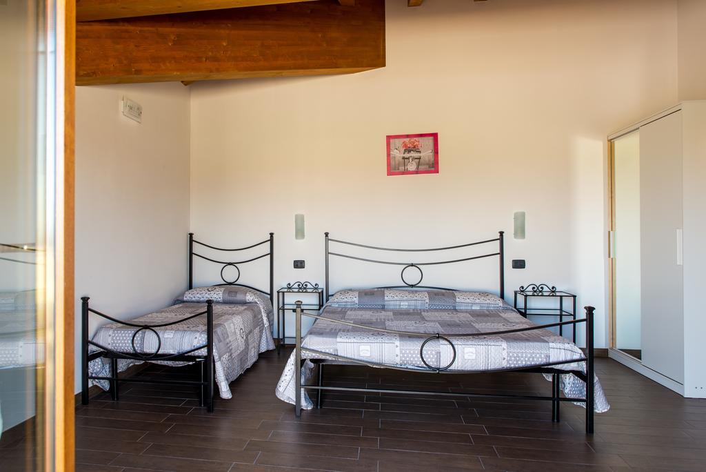 Agriturismo Chesini Castelnuovo del Garda Kültér fotó